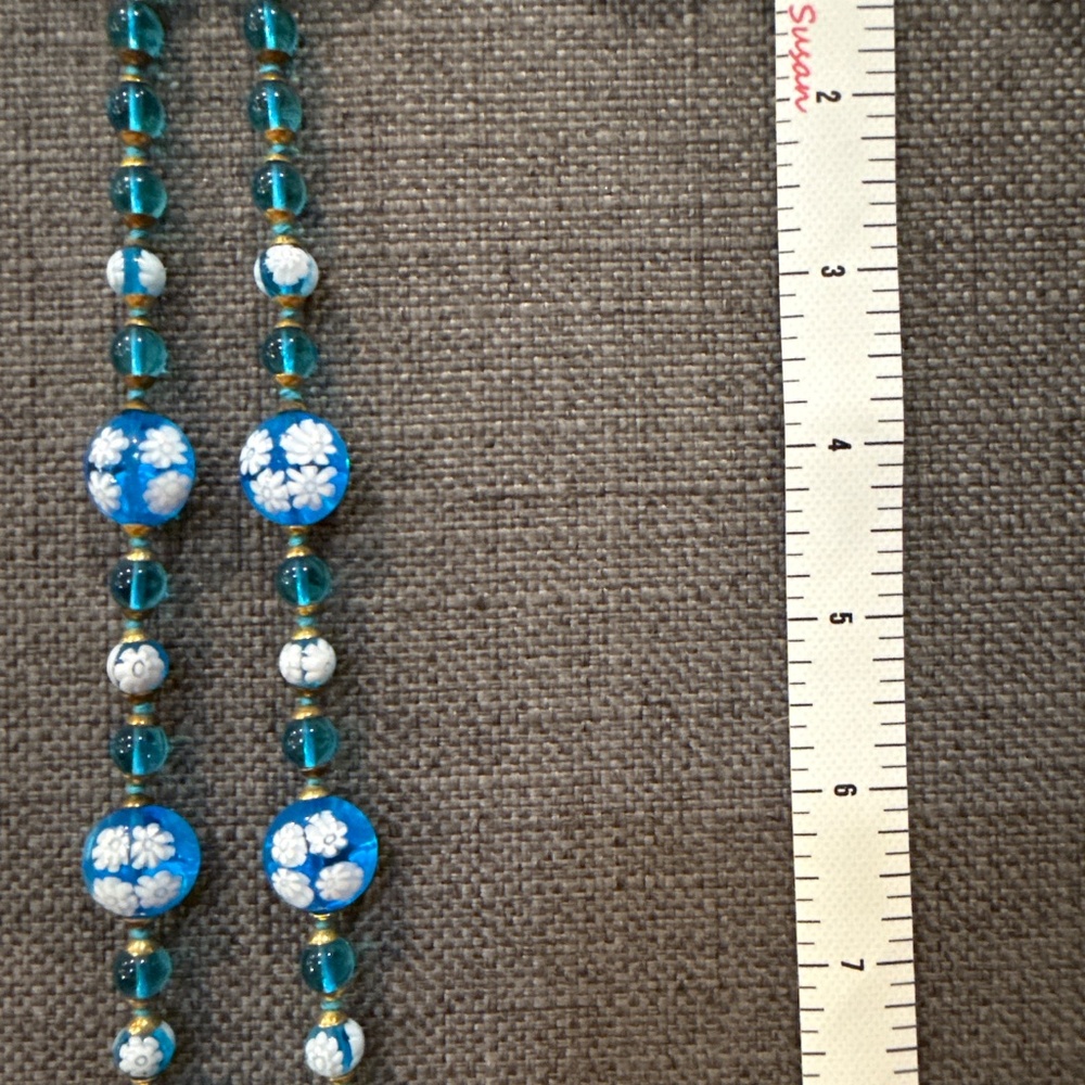 Artisan glass necklace with white flowers and aqua blue glass - Picture 7 of 8